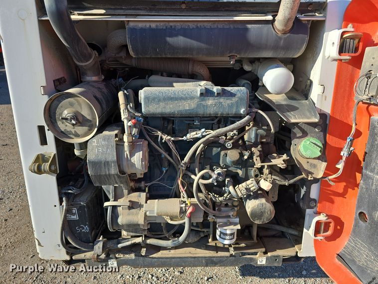 image for item DW3947 2005 Bobcat S185 skid steer loader