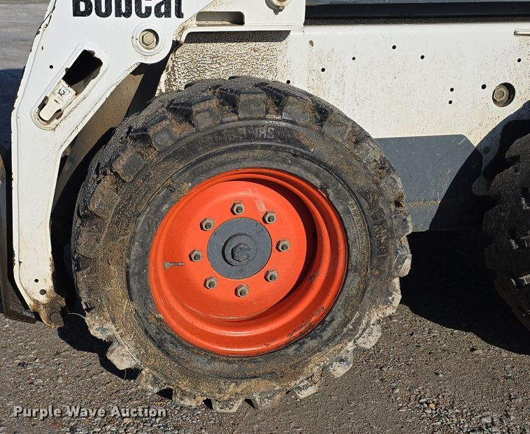 image for item DW3947 2005 Bobcat S185 skid steer loader