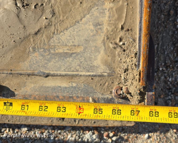 image for item DW3947 2005 Bobcat S185 skid steer loader