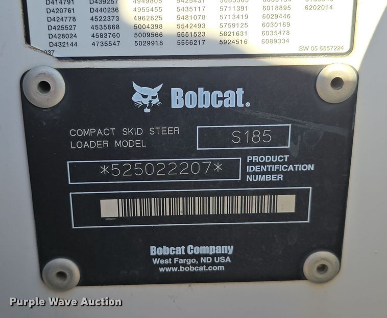 image for item DW3947 2005 Bobcat S185 skid steer loader