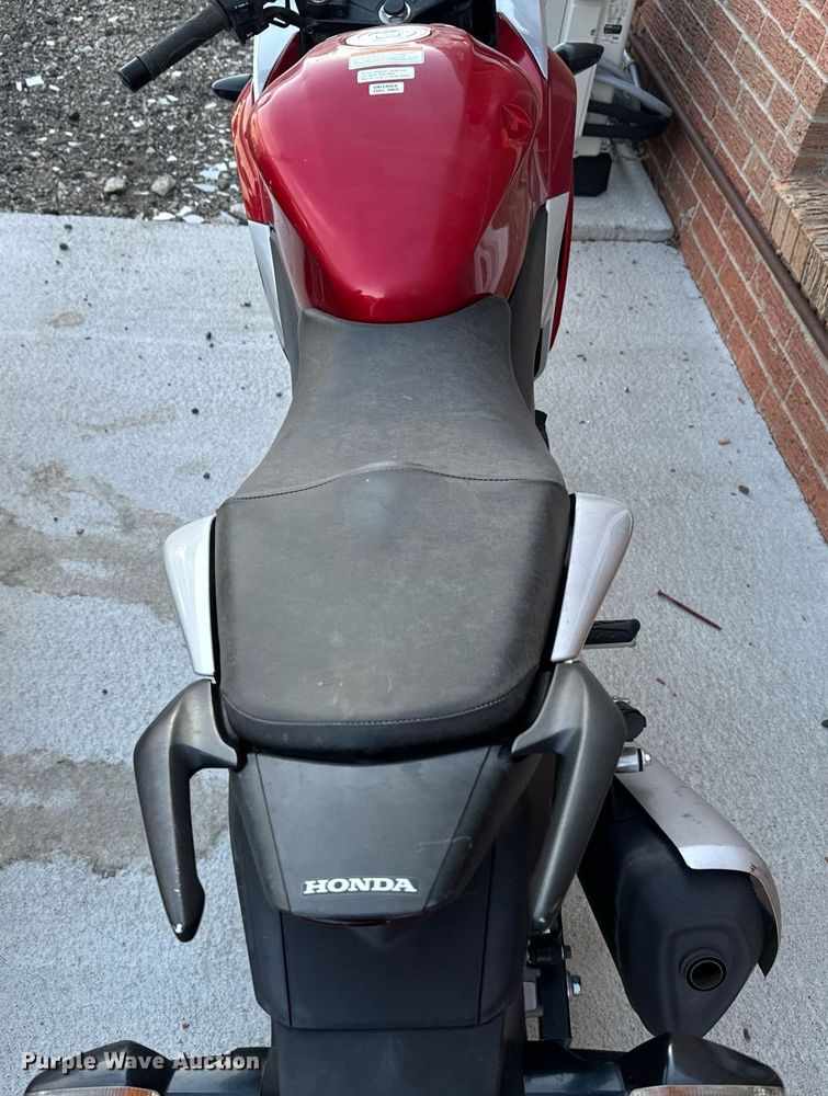 image for item DX3640 2011 Honda CBR250R motorcycle