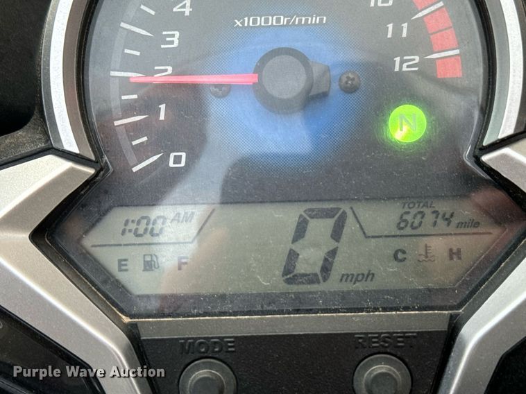 image for item DX3640 2011 Honda CBR250R motorcycle