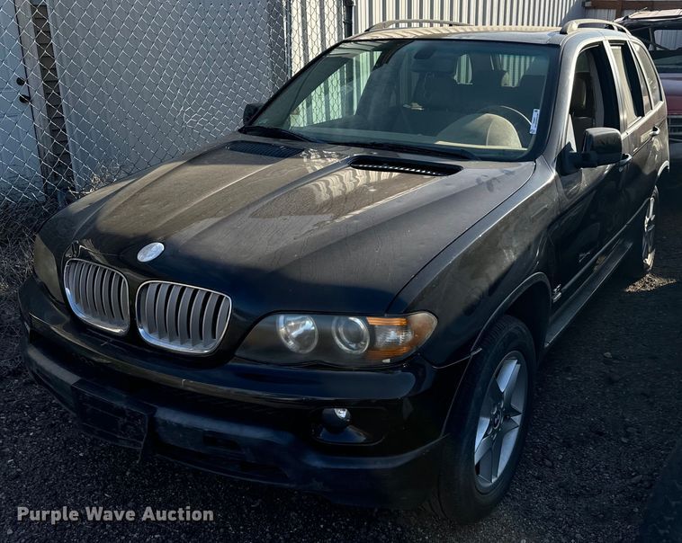 image for item DX3647 2005 BMW X5 SUV