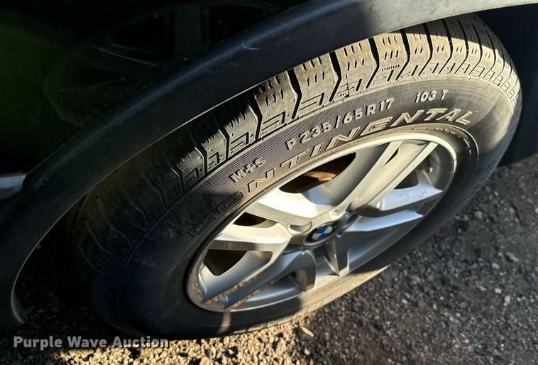 image for item DX3647 2005 BMW X5 SUV