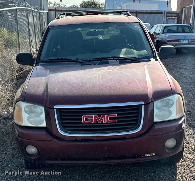 image for item DX3648 2004 GMC  Envoy SUV
