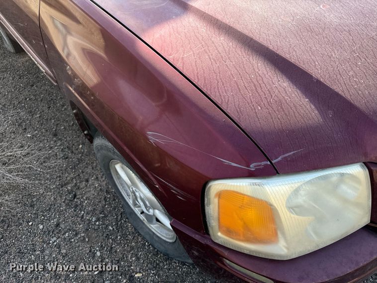 image for item DX3648 2004 GMC  Envoy SUV