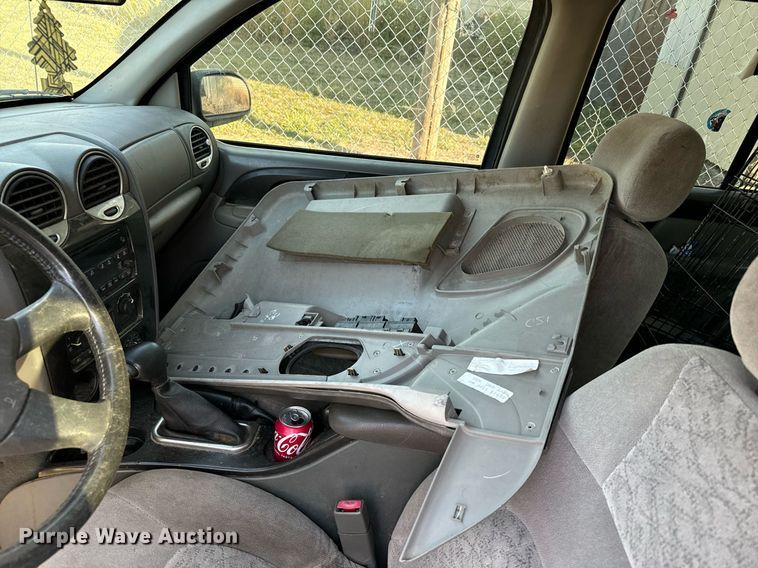 image for item DX3648 2004 GMC  Envoy SUV