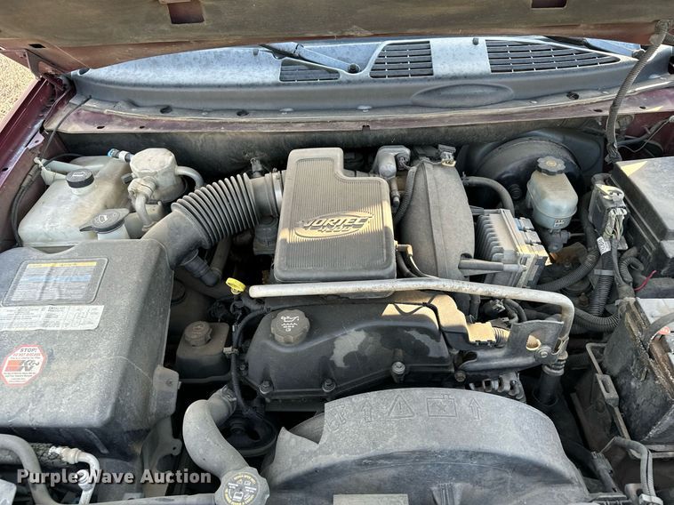 image for item DX3648 2004 GMC  Envoy SUV