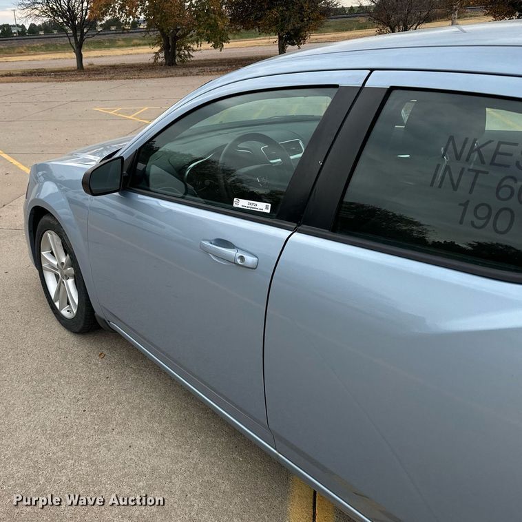 image for item DX3724 2013 Dodge Avenger 