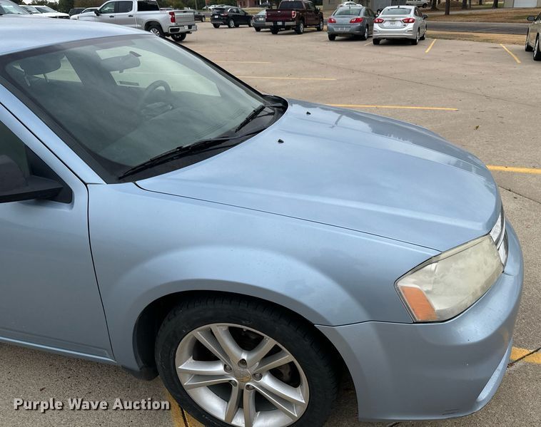 image for item DX3724 2013 Dodge Avenger 