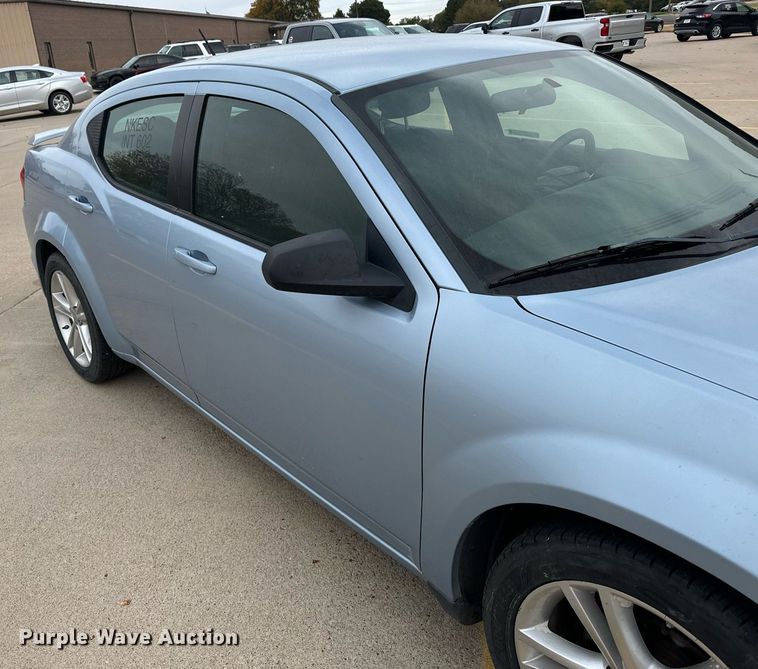 image for item DX3724 2013 Dodge Avenger 