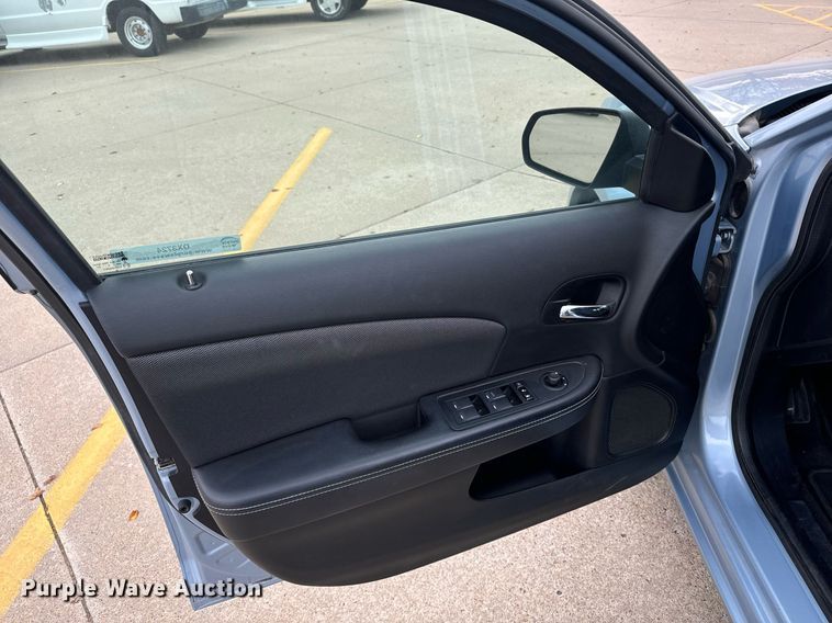 image for item DX3724 2013 Dodge Avenger 