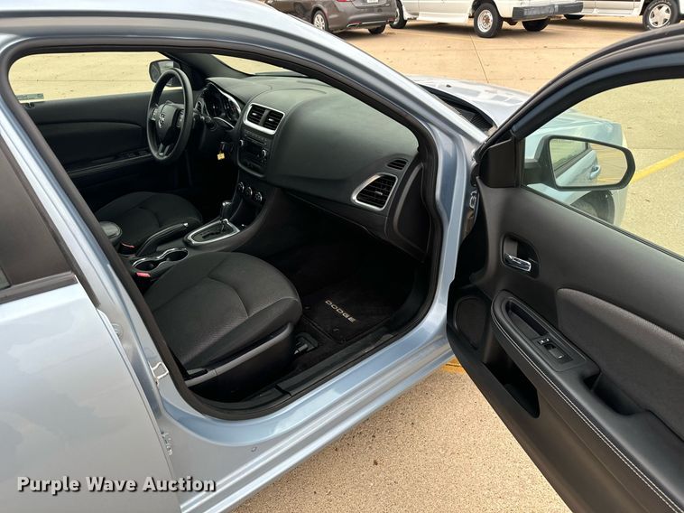 image for item DX3724 2013 Dodge Avenger 