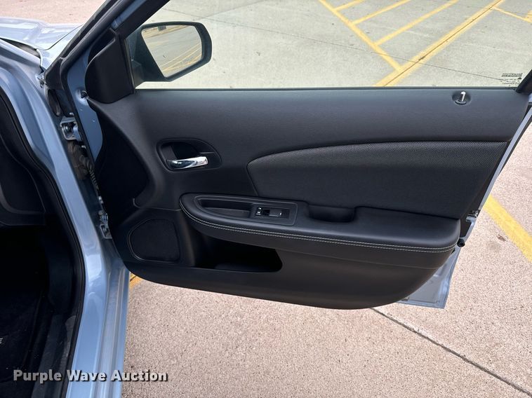 image for item DX3724 2013 Dodge Avenger 