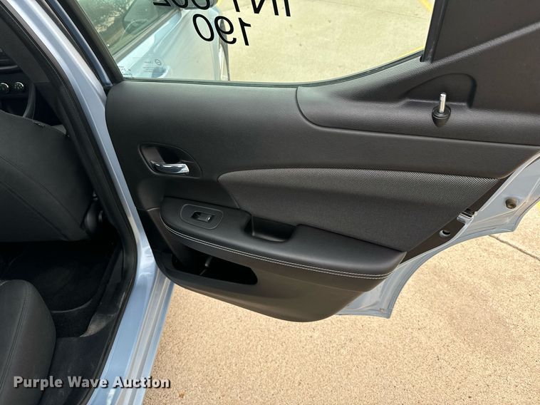 image for item DX3724 2013 Dodge Avenger 