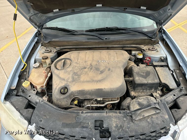 image for item DX3724 2013 Dodge Avenger 