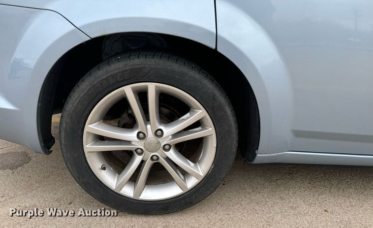 image for item DX3724 2013 Dodge Avenger 