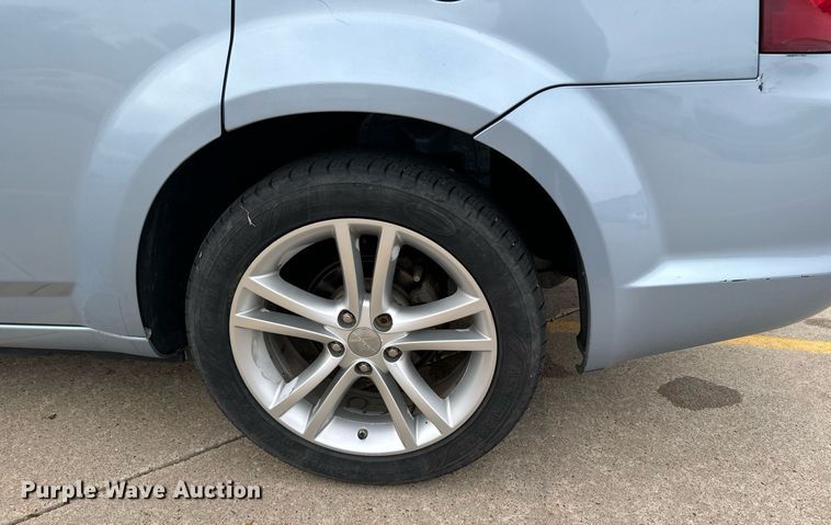 image for item DX3724 2013 Dodge Avenger 