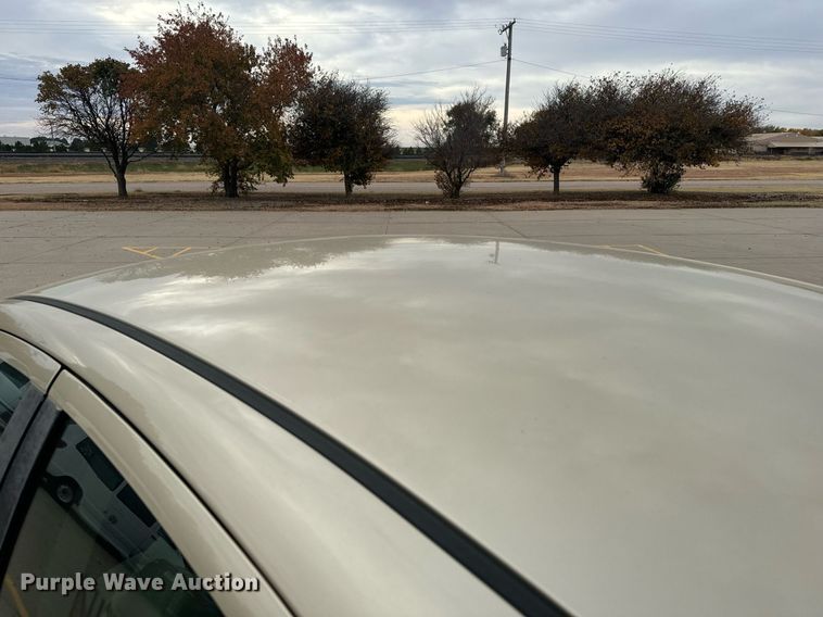 image for item DX3725 2011 Chrysler 200 