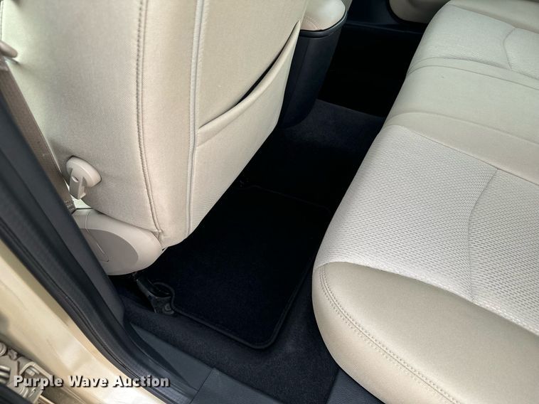 image for item DX3725 2011 Chrysler 200 