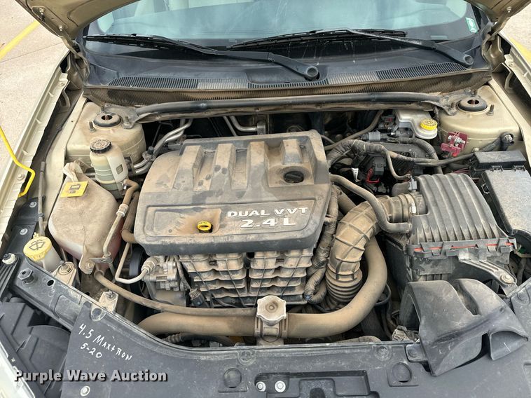 image for item DX3725 2011 Chrysler 200 