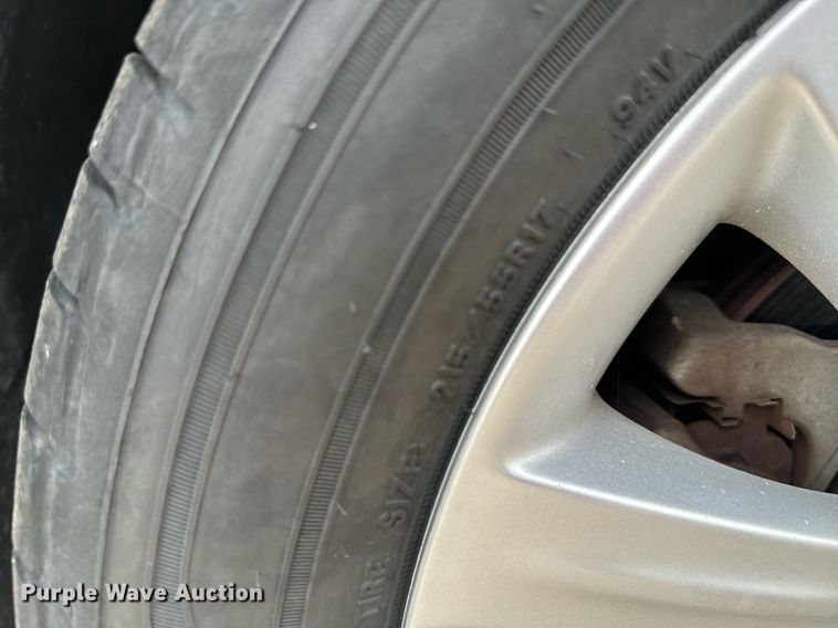 image for item DX3725 2011 Chrysler 200 