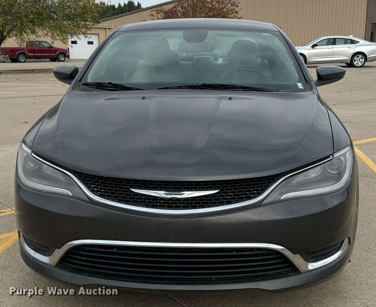 image for item DX3726 2017 Chrysler  200 