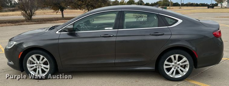 image for item DX3726 2017 Chrysler  200 