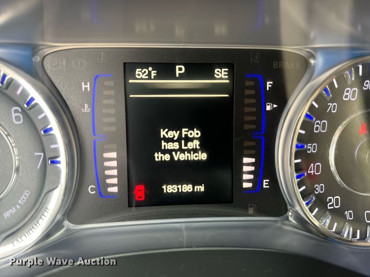 image for item DX3726 2017 Chrysler  200 