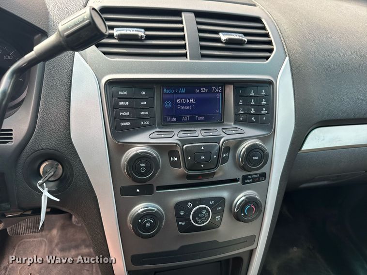 image for item DX3729 2013 Ford Explorer Police Interceptor SUV