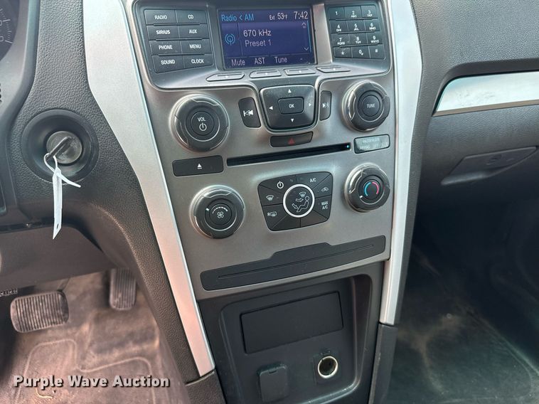 image for item DX3729 2013 Ford Explorer Police Interceptor SUV