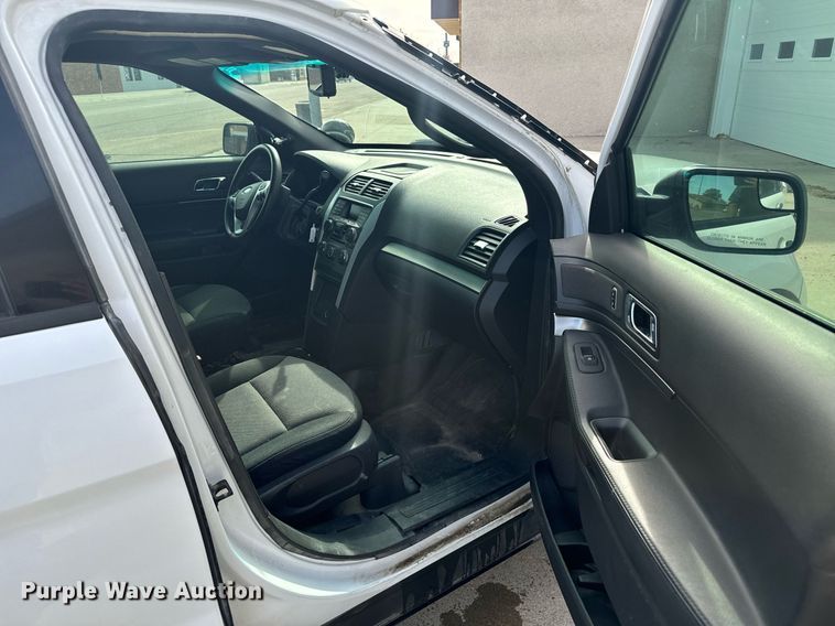 image for item DX3729 2013 Ford Explorer Police Interceptor SUV