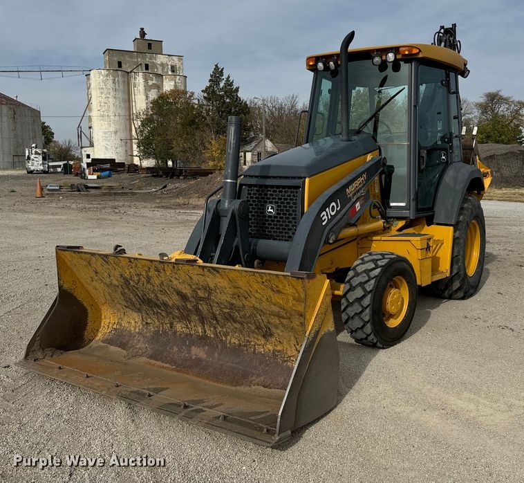 image for item DX3731 2010 John Deere 310J backhoe