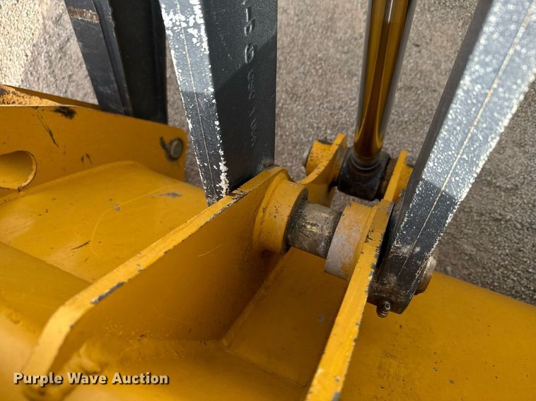 image for item DX3731 2010 John Deere 310J backhoe