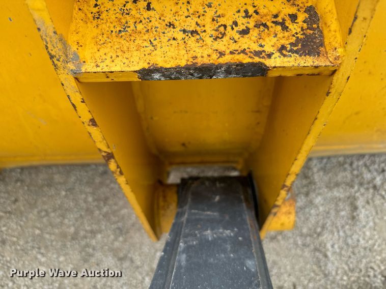 image for item DX3731 2010 John Deere 310J backhoe