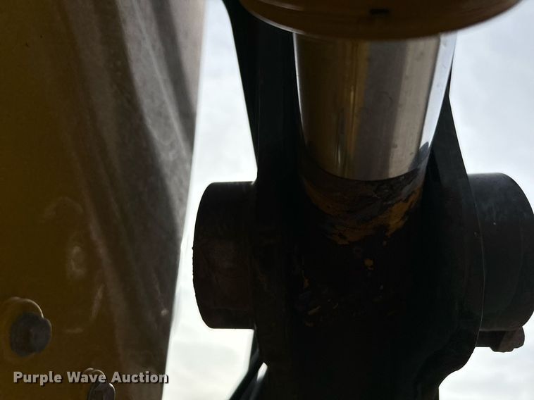 image for item DX3731 2010 John Deere 310J backhoe