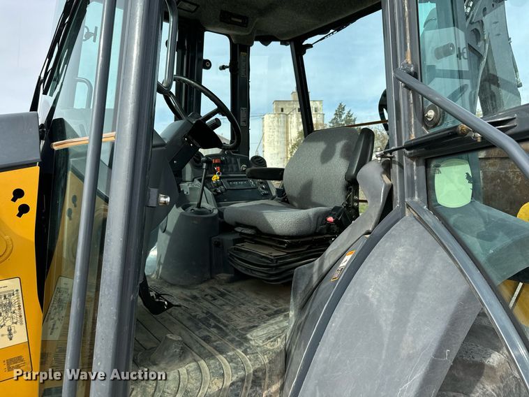 image for item DX3731 2010 John Deere 310J backhoe