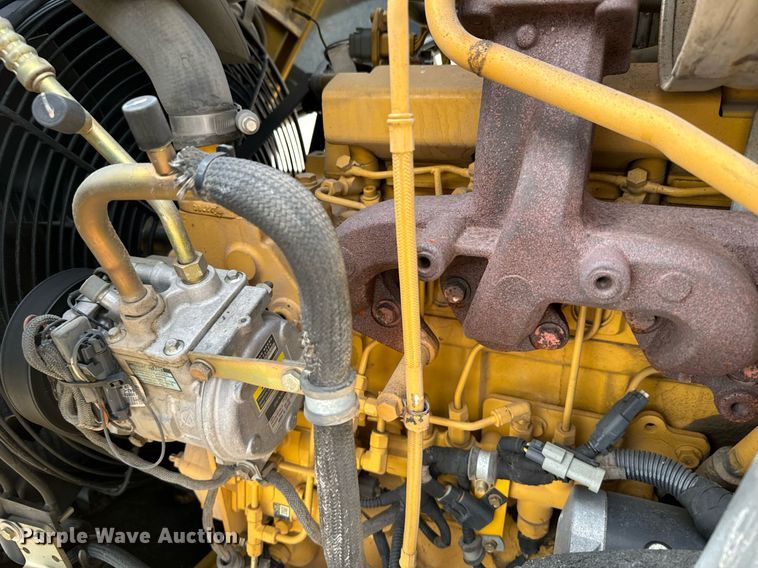 image for item DX3731 2010 John Deere 310J backhoe