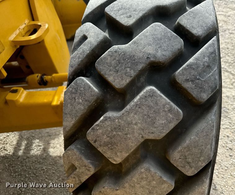 image for item DX3731 2010 John Deere 310J backhoe