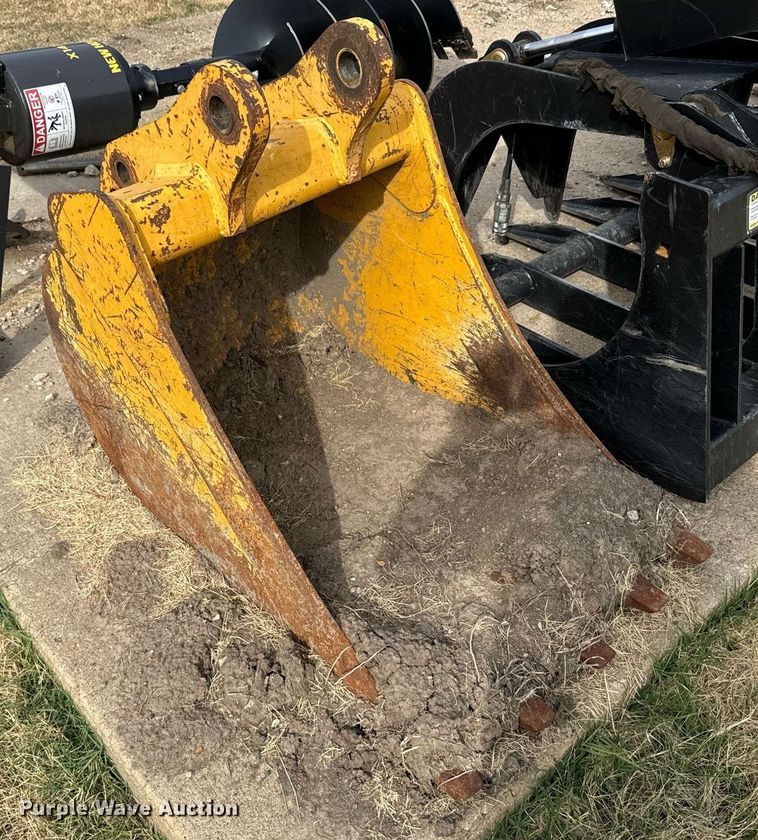 image for item DX3731 2010 John Deere 310J backhoe