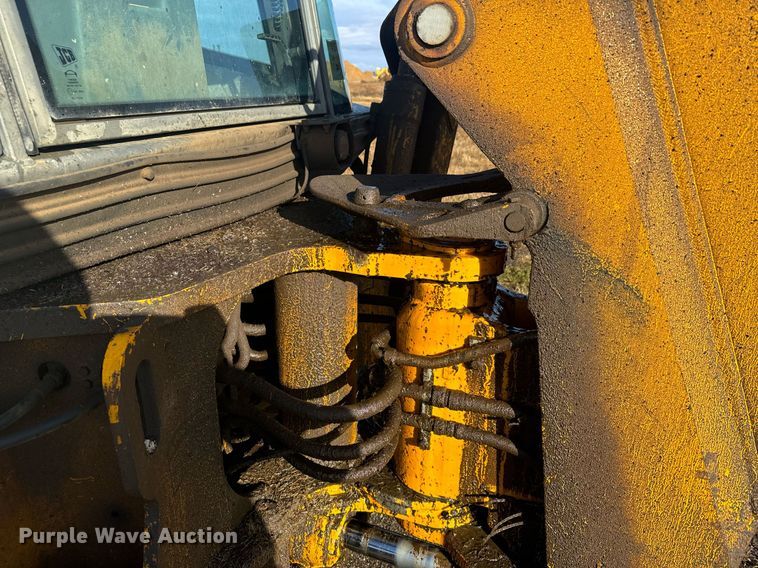 image for item DX3743 1994 JCB 214 backhoe