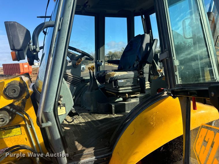 image for item DX3743 1994 JCB 214 backhoe