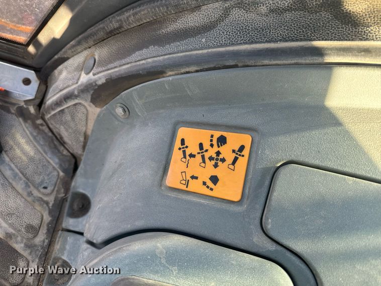 image for item DX3743 1994 JCB 214 backhoe