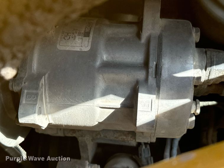 image for item DX3743 1994 JCB 214 backhoe