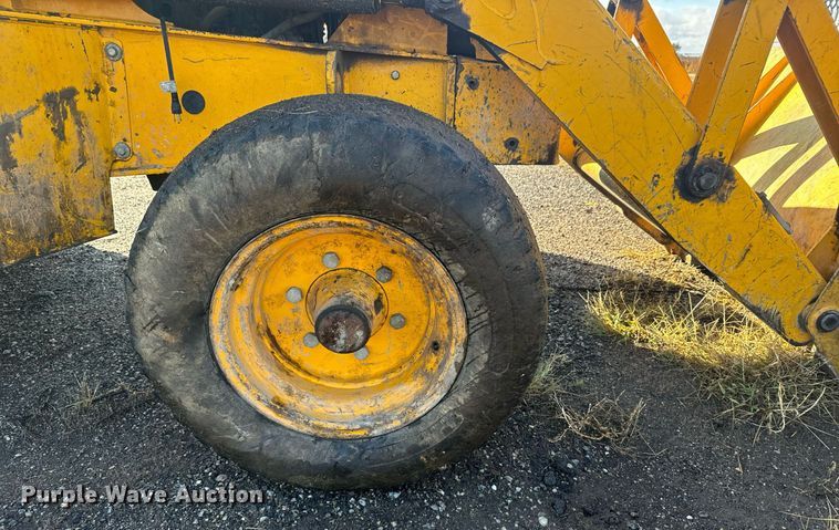 image for item DX3743 1994 JCB 214 backhoe