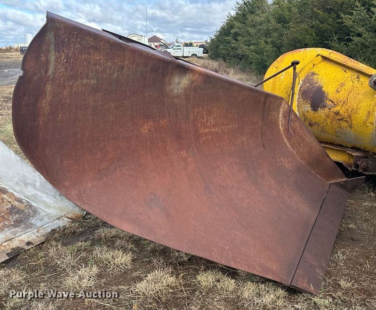 image for item DX3747 V-plow