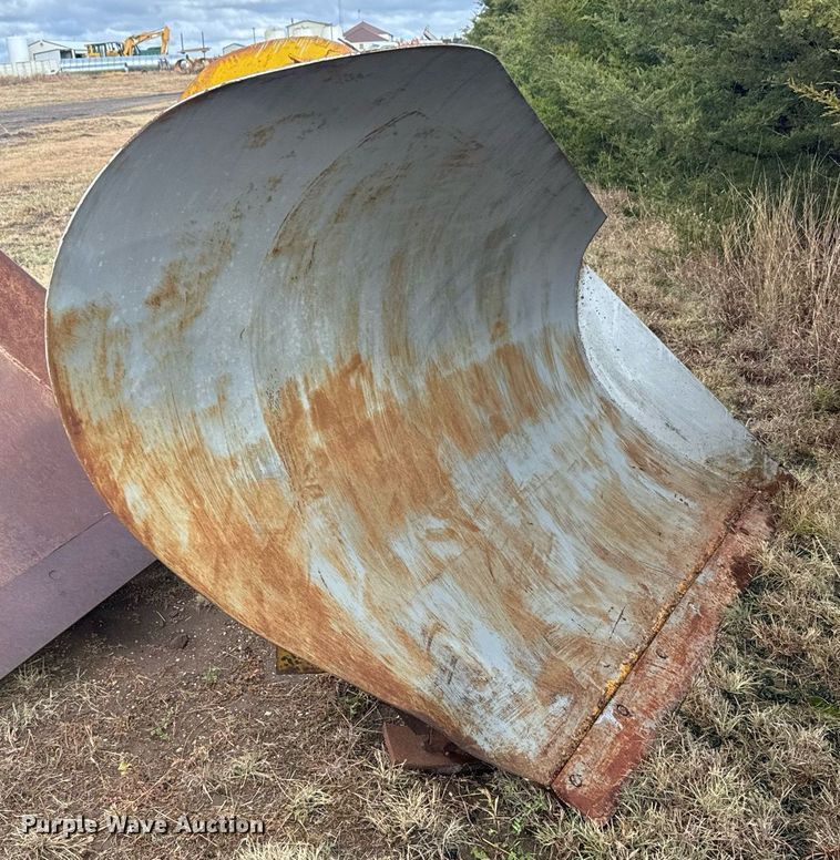 image for item DX3748 V-plow