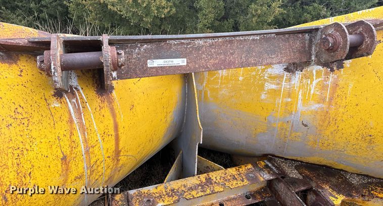 image for item DX3748 V-plow