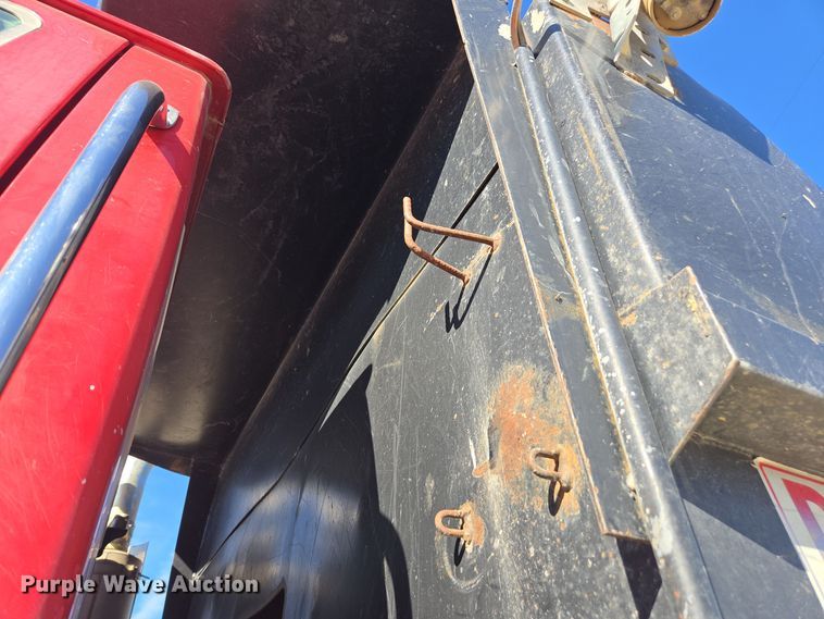 image for item EE7908 2005 Sterling L-Line dump truck
