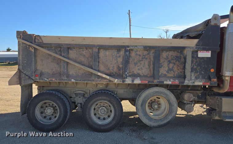 image for item EE7908 2005 Sterling L-Line dump truck